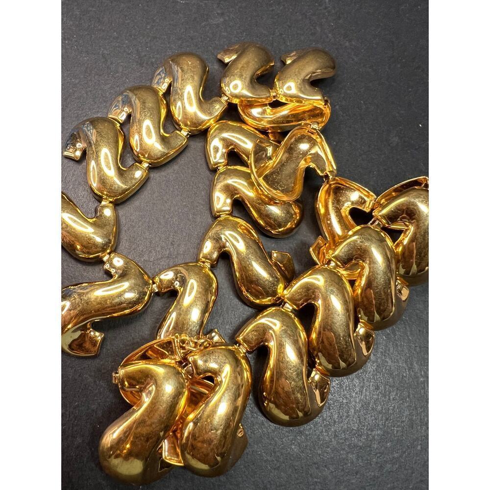 Vintage MCM Napier Gold-Tone Sculptural S-Link Statement Necklace, Signed - Picture 5 of 13